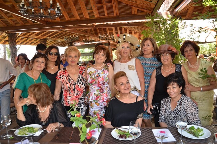 Lunch at Lola